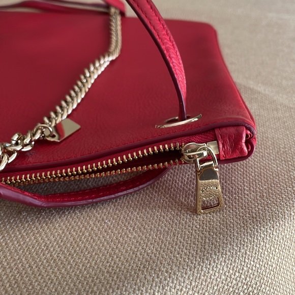 Red Pebble Leather Bag - Picture 7 of 7